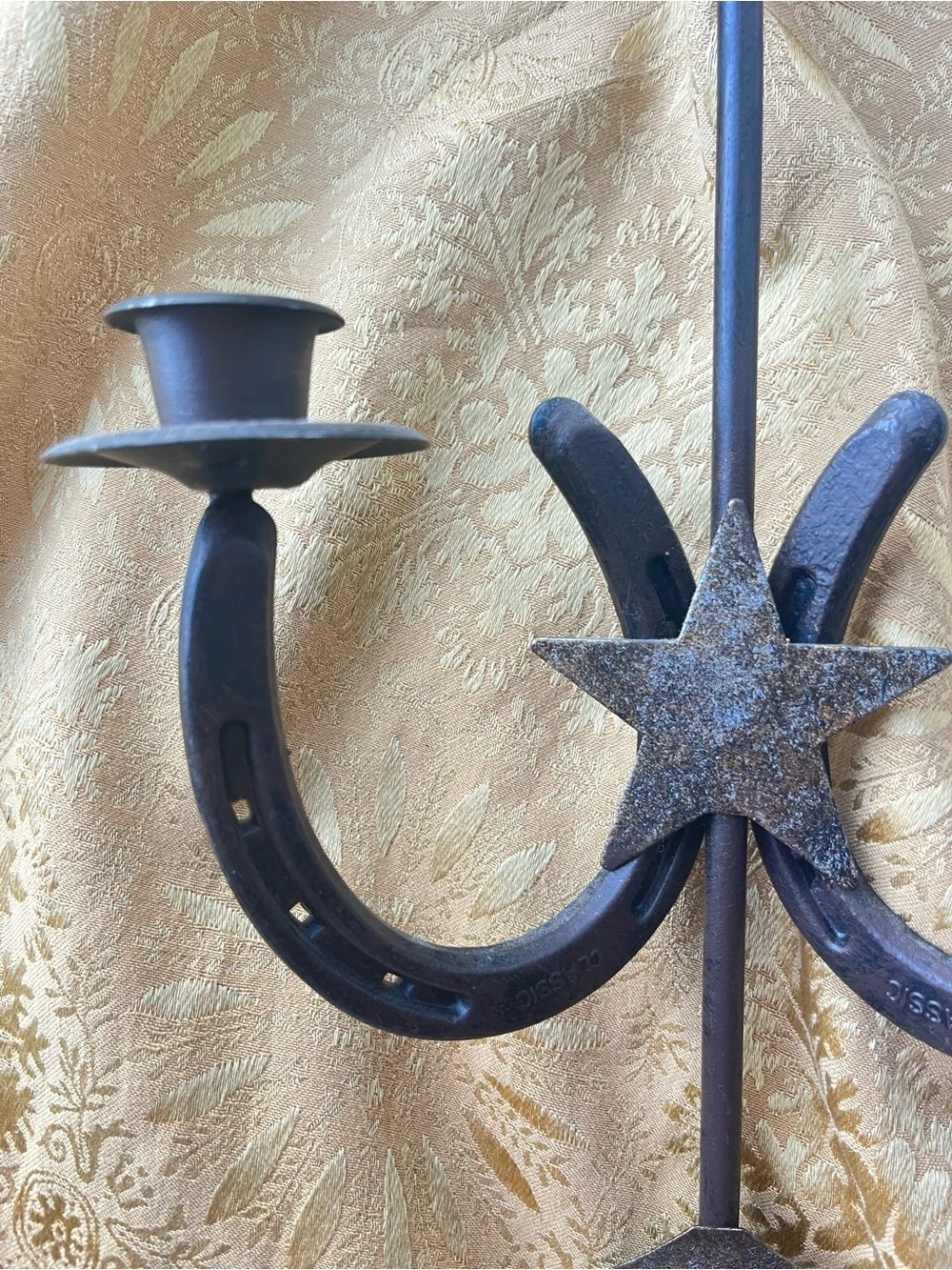 Vintage Rustic Iron Arrow & Horseshoe Wall Sconce Candle Holder